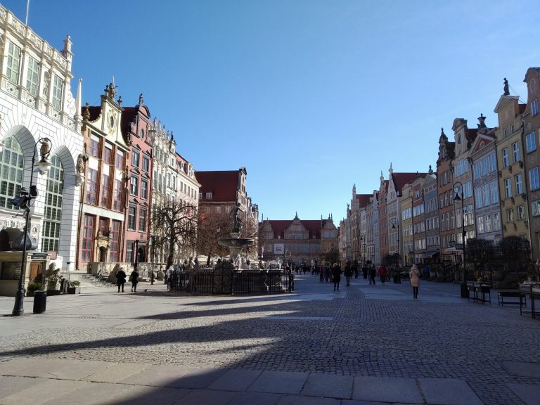 calle_varsovia-scaled-1-768x576-1 Varsovia